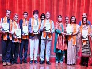 राज्यपाल ने डॉ. वाई.एस. परमार विश्वविद्यालय में विकसित भारत-2047’ के दृष्टिगत युवाओं के विकास के लिए 100 दिवसीय रोडमैप का किया शुभारम्भ I
